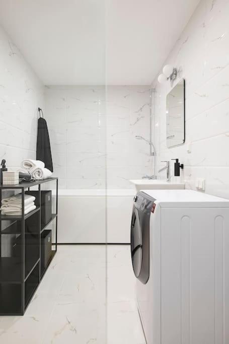 W Apartments Uus-Hollandi With Sauna Tallinn Extérieur photo